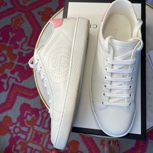 Gucci ace leather sneakers